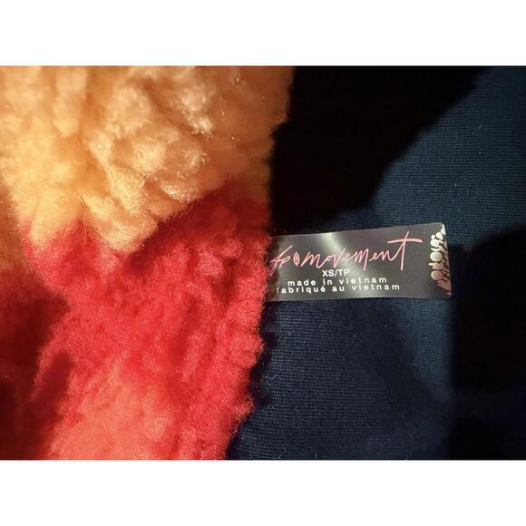 $198 FREE PEOPLE Movement Hit The Slopes Printed Fleece Jacket Sunset .Size XS - Picture 5 of 11